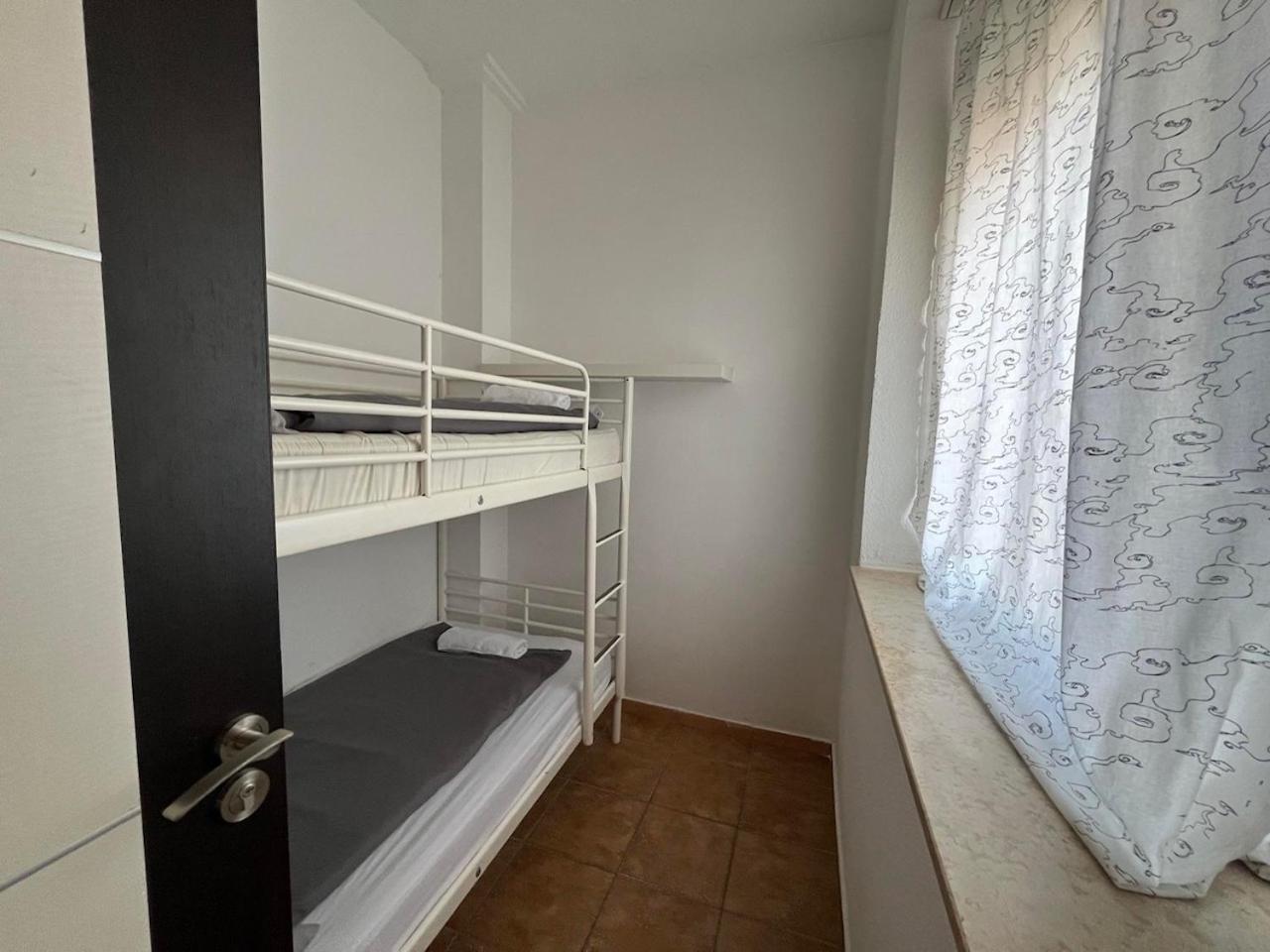 City Apartman Haz Balatonlelle Eksteriør bilde